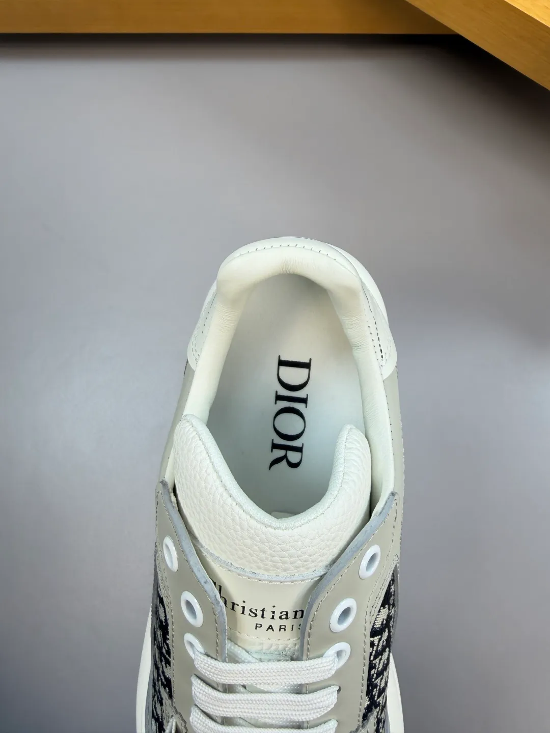 [Dior] Dior P780 men's shoes💰 - High-end quality original order·Casual sports shoes - Upper: 🔝Nappa calfskin, perforated calfskin, brand totem canvas cloth, tongue. Heel. Silk-printed high-frequency brand logo - Inner: water-dyed cowhide, foot pad; brand canvas - Outsole: ultra-light TPU. Rubber foam; two-color molded outsole -Ultra-high quality control·Fine workmanship: outstanding (high-end·nobility·grade) -Size: 39-44 (38, 45, can be customized)·DR0181